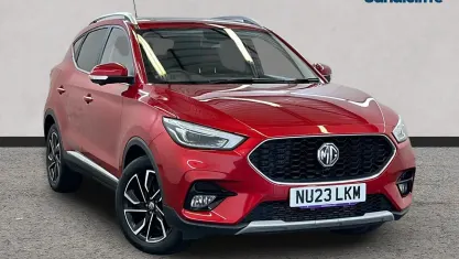 Used MG ZS Exclusive 111 HP (81 kW) 2023 Tri coat  dynamic red SUV