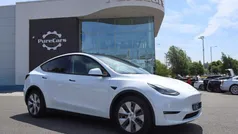 White Used 2022 Tesla Model Y Long Range SUV | £24,990 (Fair price)