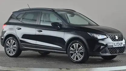 Käytetty Seat Arona SE 95 HP (69 kW) 2022 Musta Katumaasturi