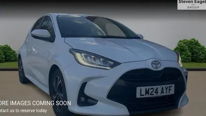 Used Toyota Yaris Hybrid Design 116 HP (85 kW) 2026 Hatchback