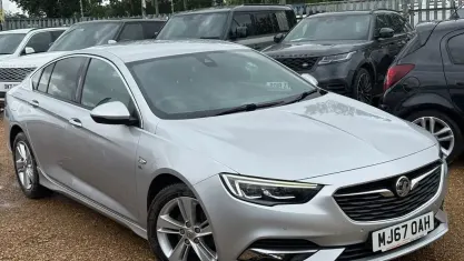Used Vauxhall Insignia Elite 136 HP (100 kW) 2018 Silver Hatchback