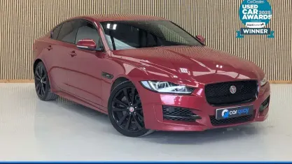 Used Jaguar XE Ingenium 200 HP (147 kW) 2018 Red Sedan