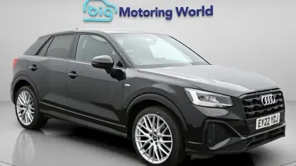 Begagnad Audi Q2 Black Edition 110 HK (80 kW) 2024 SUV