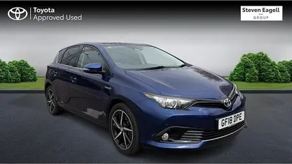 Used Toyota Auris Hybrid Design 136 HP (100 kW) 2019 Hatchback
