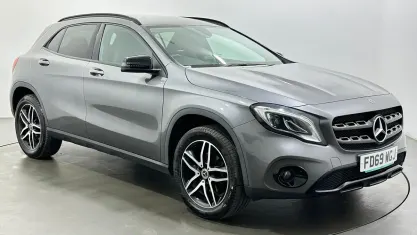 Used Mercedes GLA180 Urban 122 HP (89 kW) 2020 Grey SUV