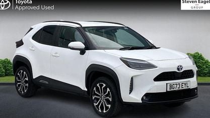 Second-hand Toyota Yaris Hybrid Design 116 CP (85 kW) 2026 Break