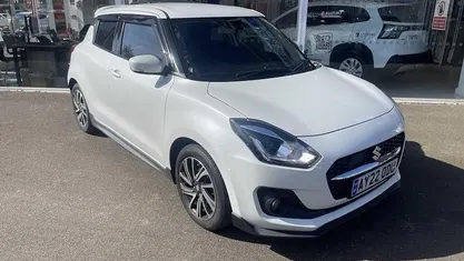 Used Suzuki Swift SZ5 83 HP (61 kW) 2022 Hatchback