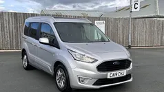 Used 2021 Ford Tourneo Titanium Estate | £14,995 (Fair price)
