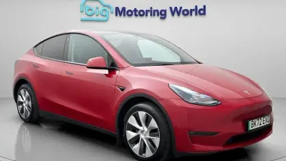 Used Tesla Model Y Long Range AWD 378 kW (514 HP) 2022 Red SUV