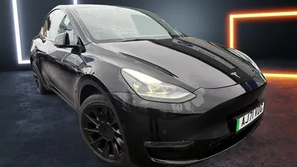 Used Tesla Model Y Long Range AWD 286 kW (389 HP) 2025 SUV