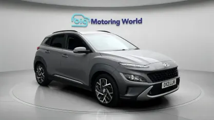 Used Hyundai Kona Premium 141 HP (103 kW) 2021 Grey SUV