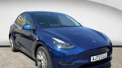 Used Tesla Model Y Long Range AWD 286 kW (389 HP) 2025 SUV