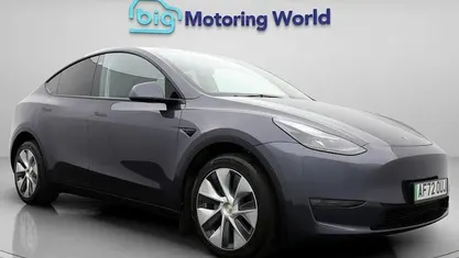Used 2025 Tesla Model Y Long Range AWD SUV | £25,500 (Super price)