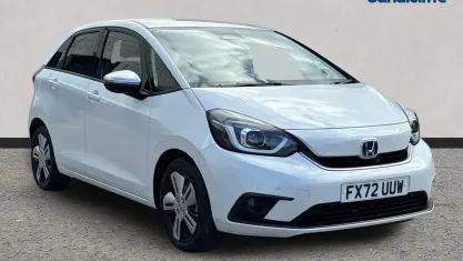 Used Honda Jazz Hybrid 109 HP (80 kW) 2022 White Hatchback