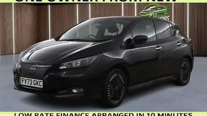 Begagnad Nissan Leaf N-Connecta 110 kW (150 HK) 2025 Halvkombi