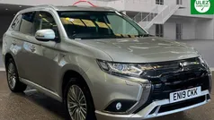 Used 2019 Mitsubishi Outlander P-HEV Estate | £13,000 (Good price)