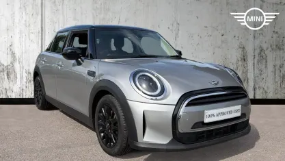Used Mini Cooper Classic 136 HP (100 kW) 2022 Melting silver iii Hatchback