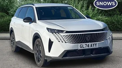 Used Peugeot 5008 Allure 136 HP (100 kW) 2024 White SUV