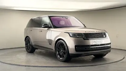 Käytetty Land Rover Range Rover First Edition 351 HP (258 kW) 2023 Ruskea Katumaasturi