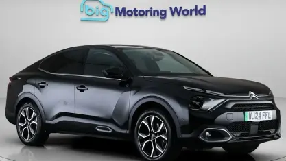Used Citroën e-C4 100 kW (136 HP) 2024 Sedan