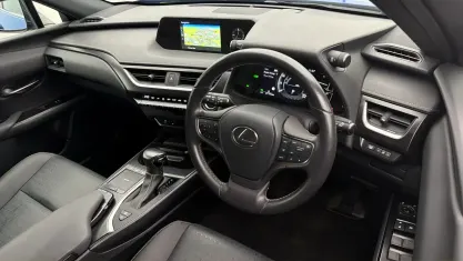 Used Lexus UX 184 HP (135 kW) 2022 Blue SUV