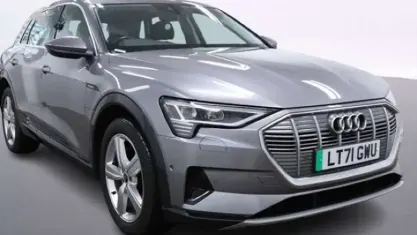 Used Audi e-tron Comfort 230 kW (313 HP) 2021 Grey SUV