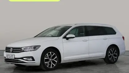 Used VW Passat SEL 150 HP (110 kW) 2023 White Estate