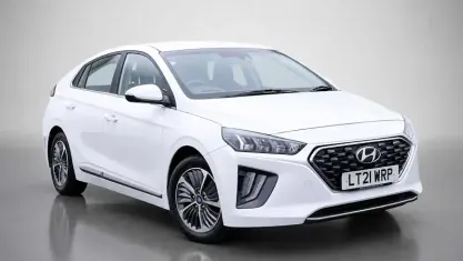 Used Hyundai Ioniq Premium 141 HP (103 kW) 2021 White Hatchback