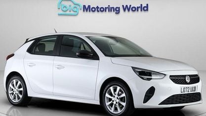 Używany Vauxhall Corsa Design Edition 75 KM (55 kW) 2022 Biały Hatchback