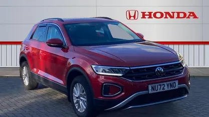 Used 2024 VW T-Roc Life SUV | £19,024 (Fair price)