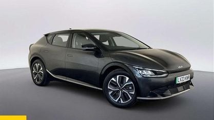 Begagnad Kia EV6 Air 167 kW (228 HK) 2023 Grå SUV