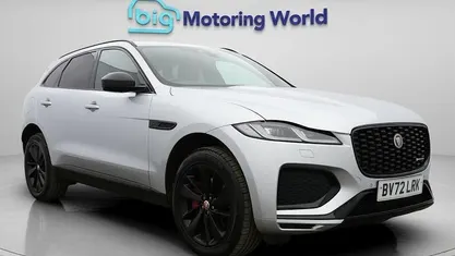 Begagnad Jaguar F-Pace R-Dynamic 204 HK (150 kW) 2022 Silver SUV