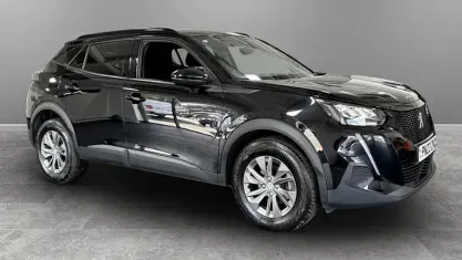 Used Peugeot 2008 Active+ 101 HP (74 kW) 2023 Black SUV
