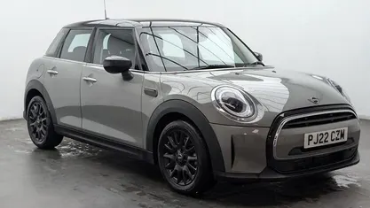 Used Mini Cooper Classic 136 HP (100 kW) 2022 Hatchback