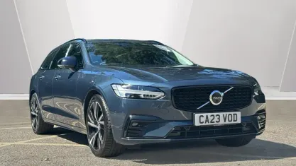 Used Volvo V90 Plus 197 HP (144 kW) 2023 Blue Estate