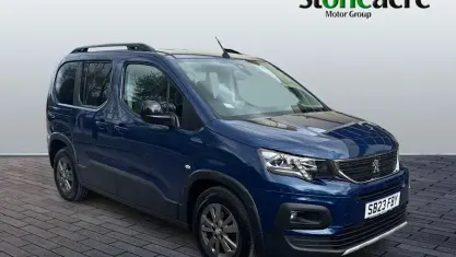 Used Peugeot Rifter Allure 102 HP (75 kW) 2023 Blue MPV