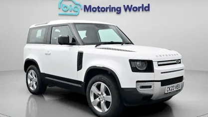 Used Land Rover Defender HSE 250 HP (183 kW) 2023 White SUV