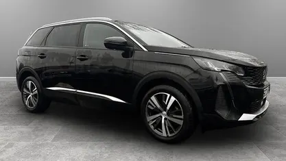 Used Peugeot 5008 Allure+ 131 HP (96 kW) 2022 SUV