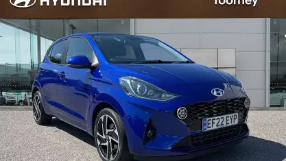 Used Hyundai i10 Premium 67 HP (49 kW) 2022 Blue Hatchback