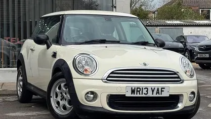 Used Mini ONE Hatch 98 HP (72 kW) 2013 White Hatchback