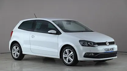 Used VW Polo Match 90 HP (66 kW) 2016 White Hatchback