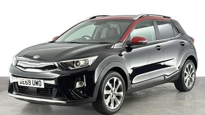 Second-hand Kia Stonic 120 CP (88 kW) 2019 Negru SUV