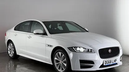Used Jaguar XF R-Sport 250 HP (183 kW) 2020 Sedan