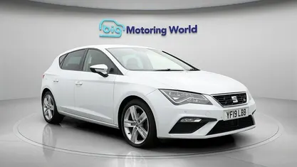 Used Seat Leon FR 131 HP (96 kW) 2019 White Hatchback