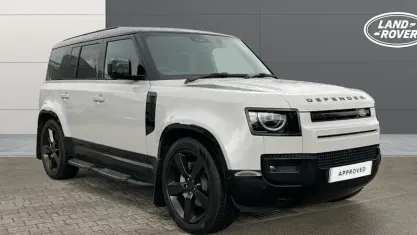 Used Land Rover Defender HSE Dynamic 349 HP (256 kW) 2025 Other SUV
