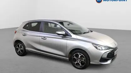 Begagnad MG MG3 Trophy 194 HK (142 kW) 2025 Silver Halvkombi