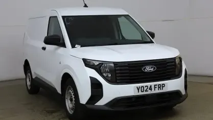 Used Ford Transit Courier S 101 HP (74 kW) 2024 White Van