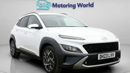 Used Hyundai Kona Premium 141 HP (103 kW) 2023 White SUV