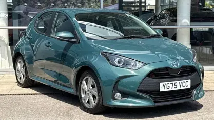 Used Toyota Yaris 116 HP (85 kW) 2025 Green Hatchback