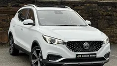 White Used 2021 MG ZS Exclusive Hatchback | £10,750 (Fair price)